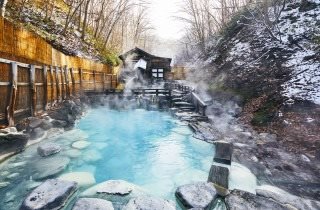 藏王接驳巴士 (藏王温泉 <=> 上山温泉)